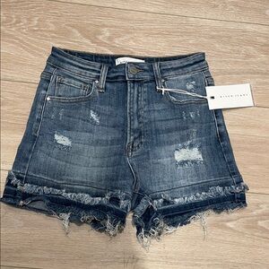 Risen LA jeans shorts